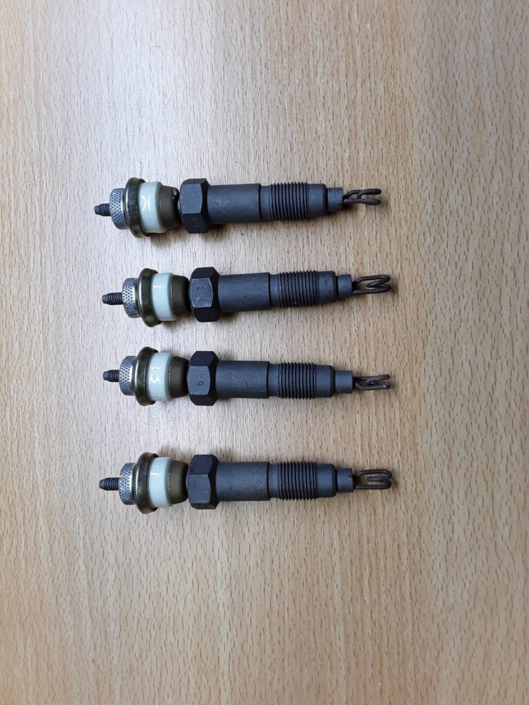 568335-4 Glowplug Diesel 1956-1984 (set van 4)
