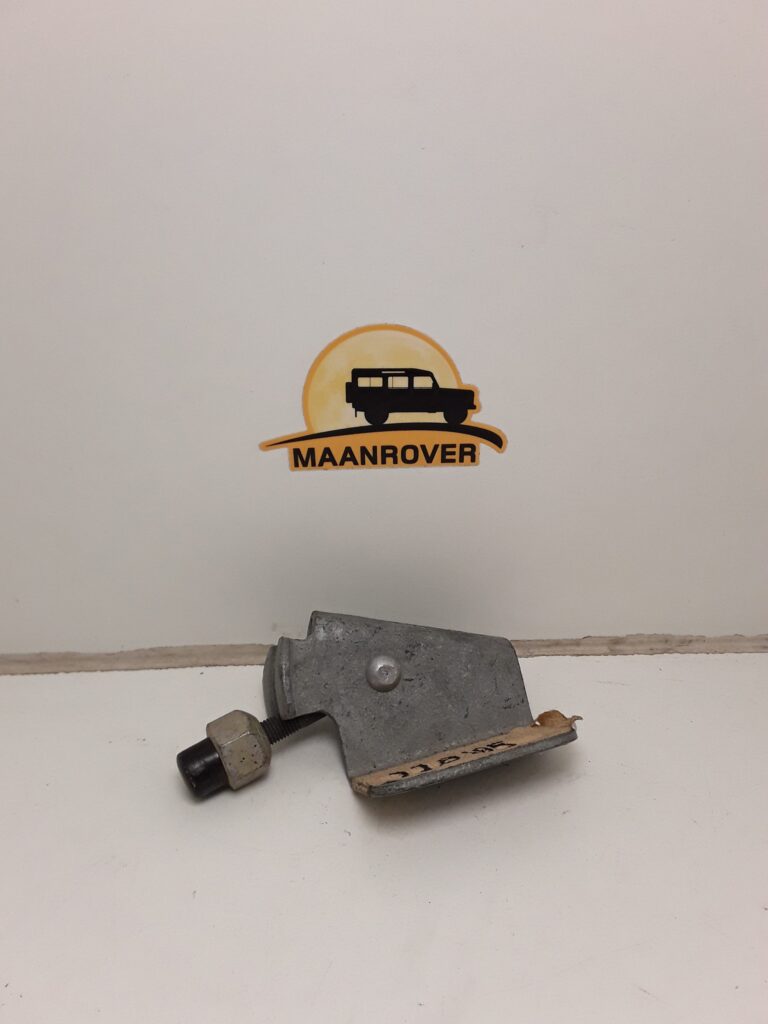 338195 LH Windscreen Clamp
