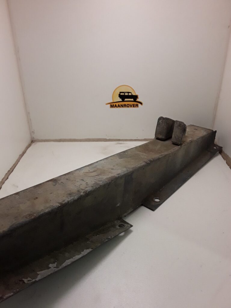 330208 USED Bracket Centre for Mounting Spare Wheel