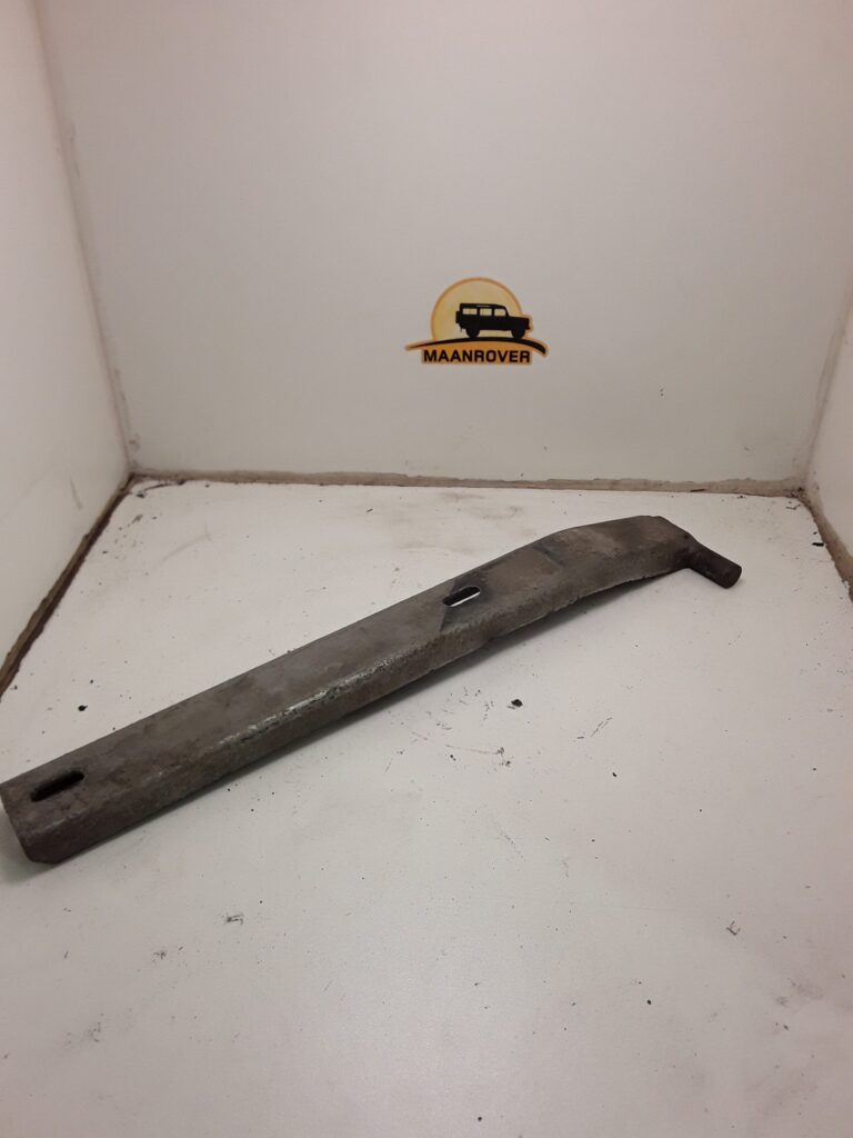 338618 MUC8741 USED Tailgate Hinge LH 1958-onwards