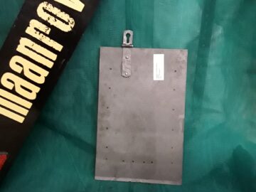 348855 USED Seat Box Lid Centre Series3