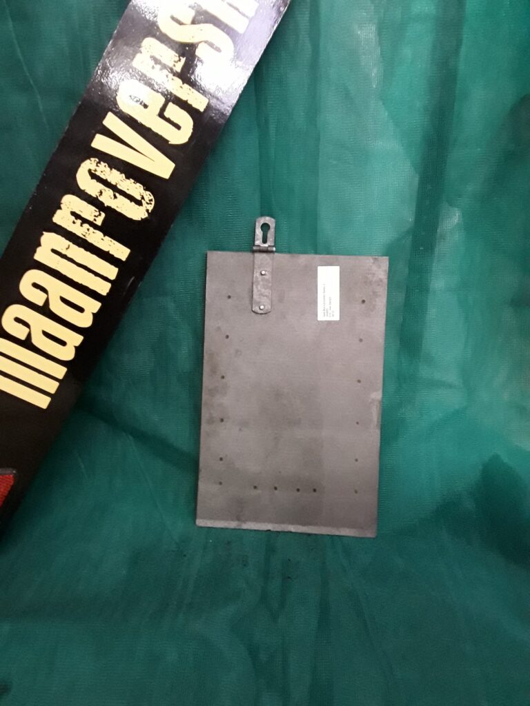 348855 USED Seat Box Lid Centre Series3