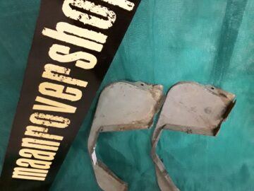 330069 USED Gearbox Diaphram Cover 4Cilinder