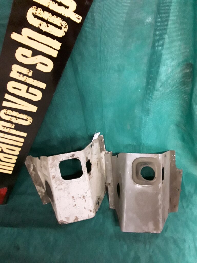 333882 USED Tunnel Gearbox 4Cilinder