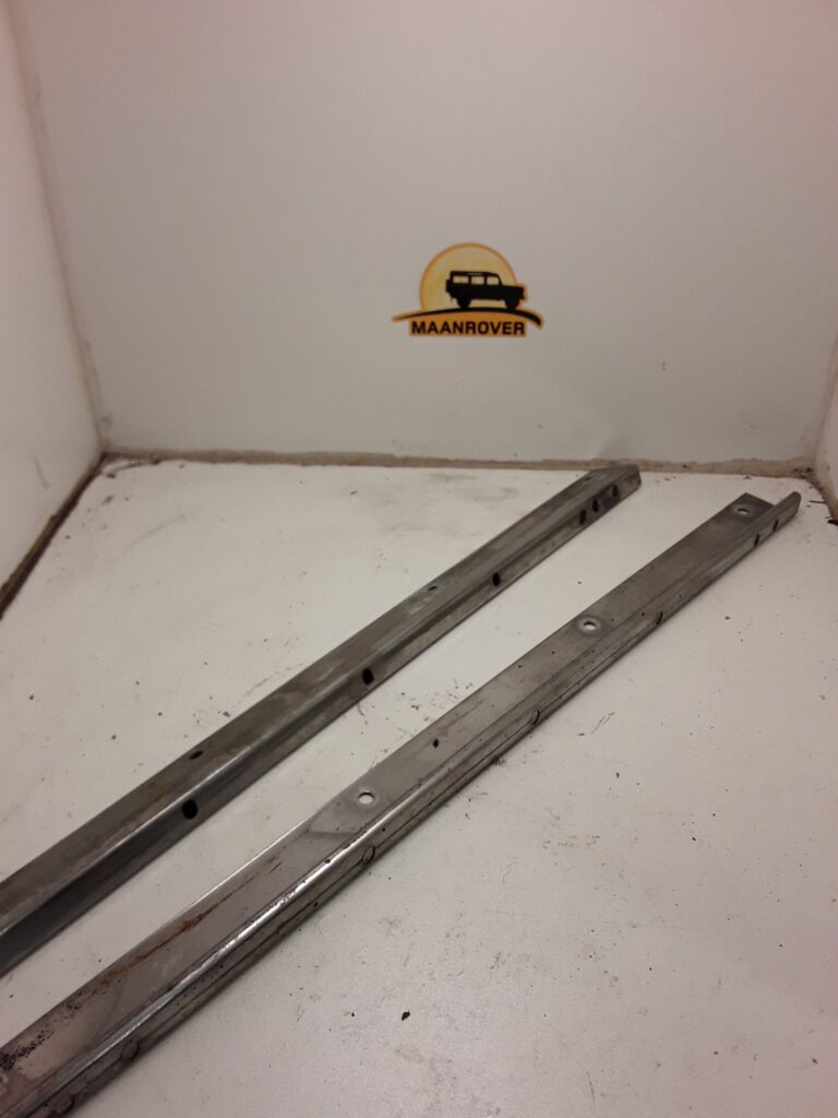 330848 USED Window Catch Runner Sw Side 1958-84