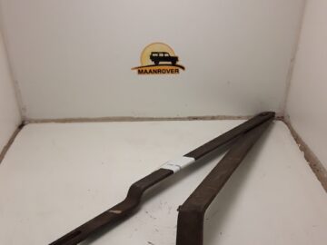 MRC7116 303956 USED Bonnet Assembly 1957-84 Stay Part