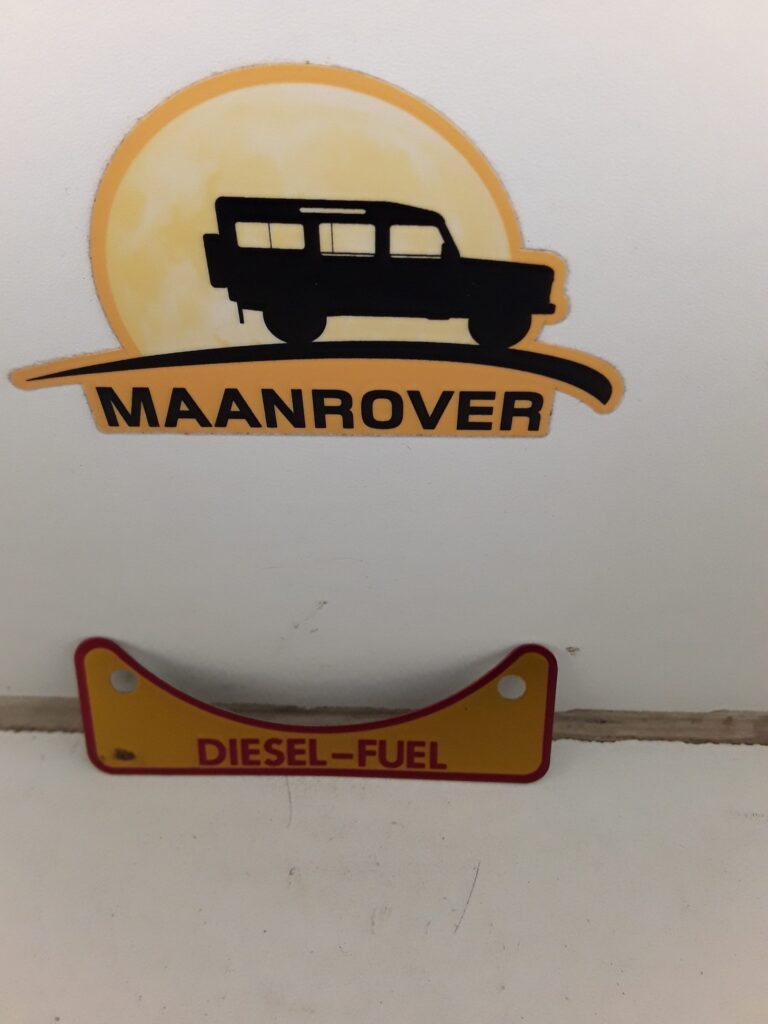 502951 Land Rover Diesel Badge for Fuel Cap.