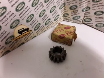511189 1ST Layshaft Gear 14 Teeth Series 2A Suffix C to 1971 NOS