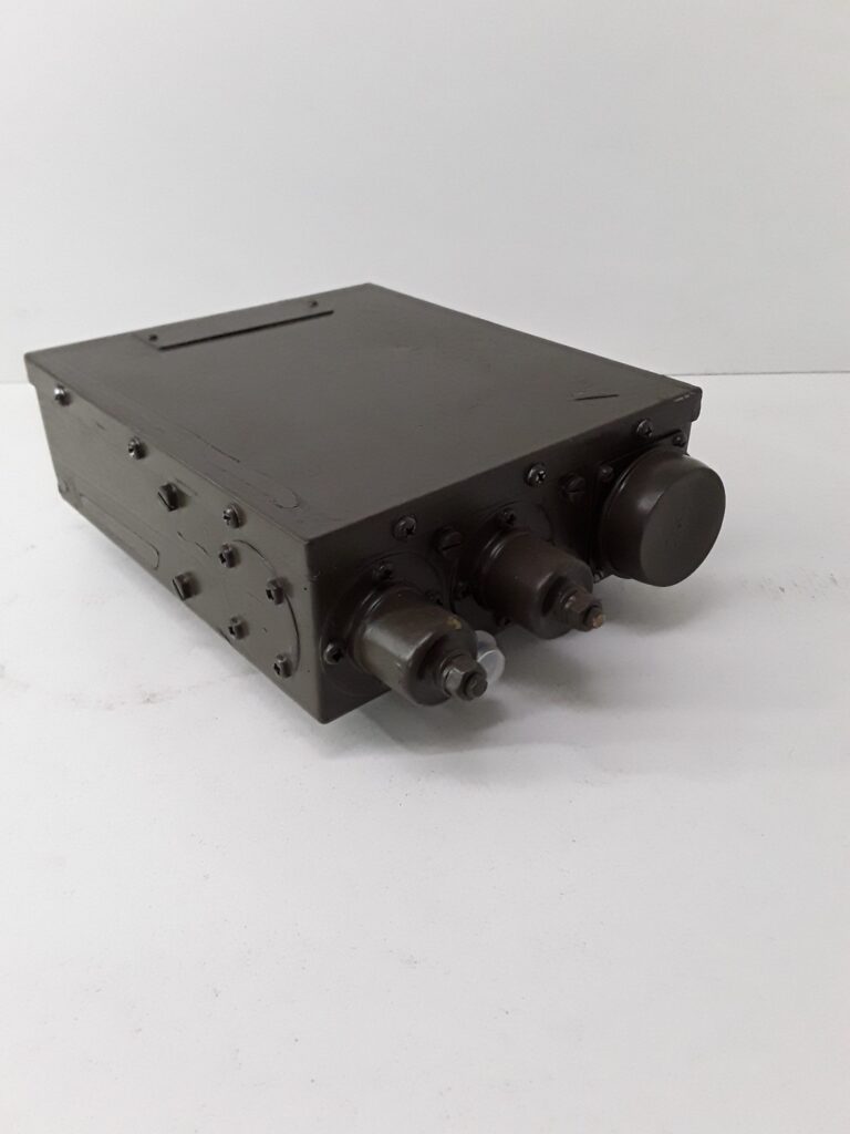 446-24-8 Spanningsregelaar – 24 Volt
