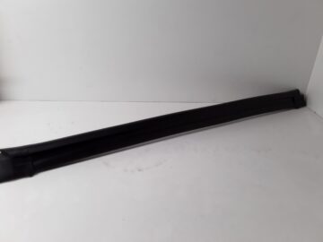 AWR2023 Windscreen Finisher RH