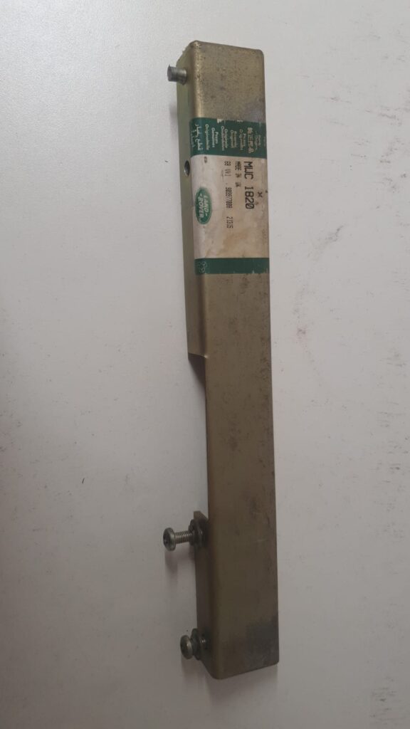 MWC1820 BDT710060 Stiffener Pillar for Cab Base RH