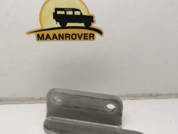 NRC9749 / LR016704 Tailgate to Chassis Bracket