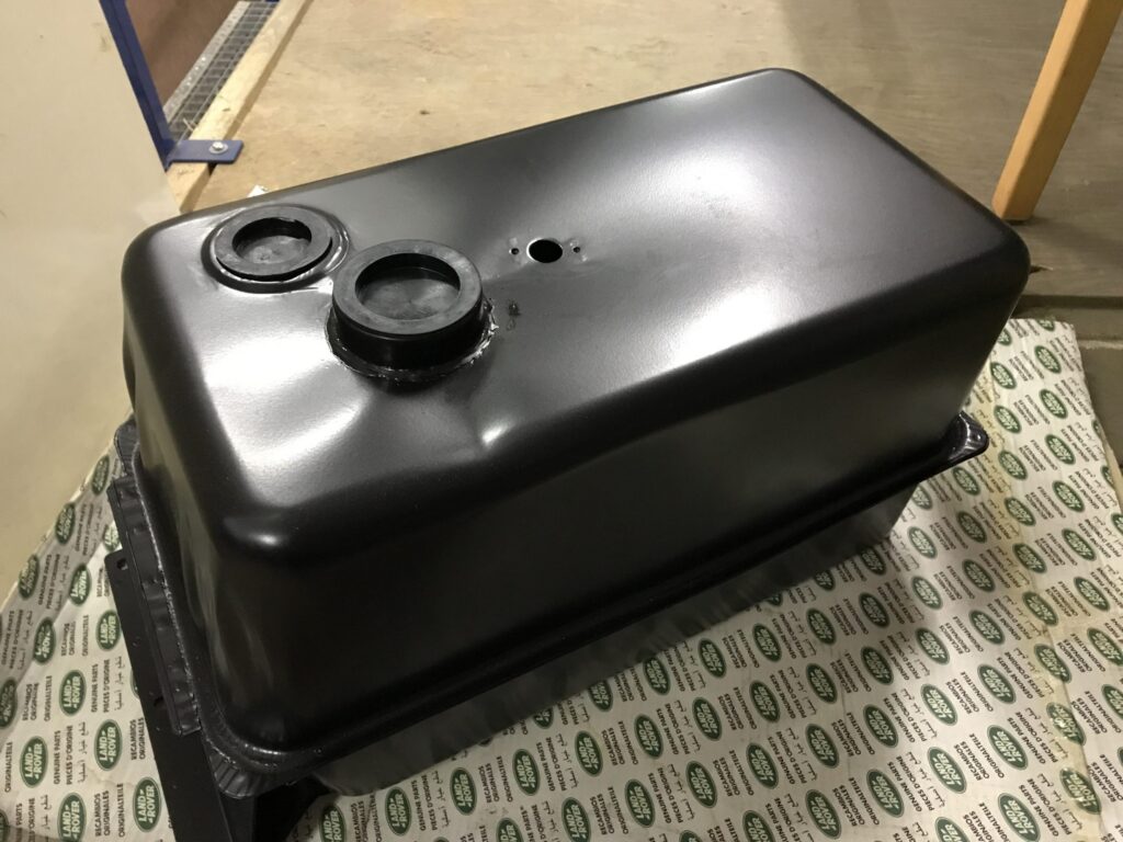 STC613 Fuel tank under seat, interior filler