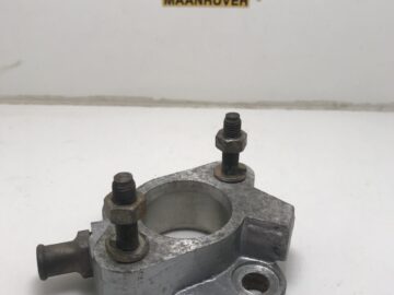 554175 / 574749 / STC541 Adaptor Zenith and Weber Carburator for 2.25 Petrol (used part)